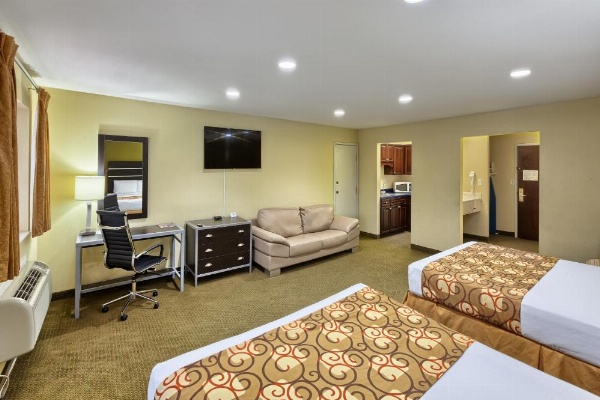 Country Hearth Inn Knightdale Raleigh image 18