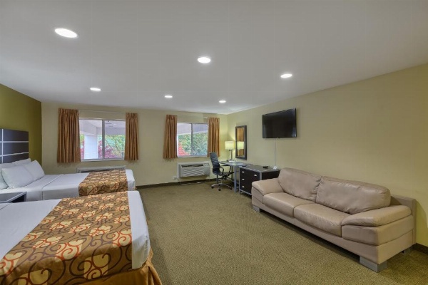 Country Hearth Inn Knightdale Raleigh image 19