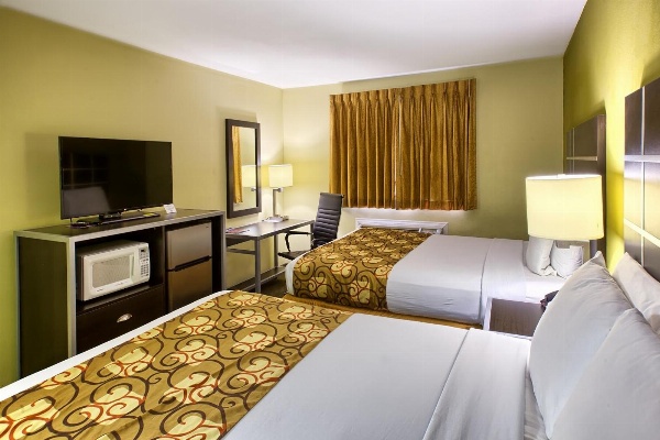 Country Hearth Inn Knightdale Raleigh image 3